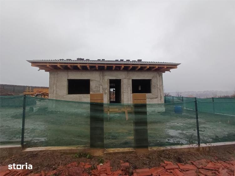 Casă cu 3 camere cu Teren 360 Mp în Ciurea