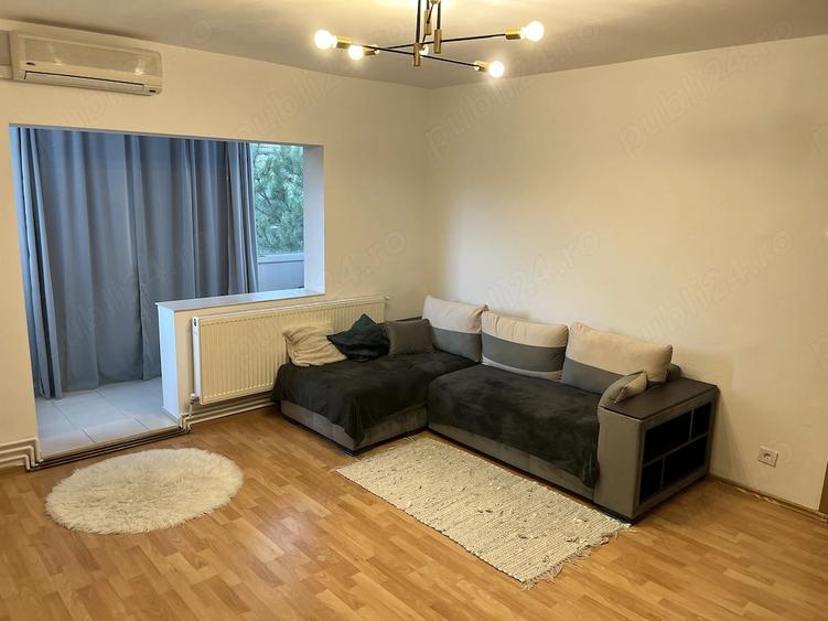 Apartament cu 2 camere semidecomandat în Aradului