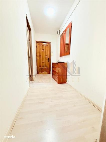 Apartament cu 2 camere semidecomandat în Est