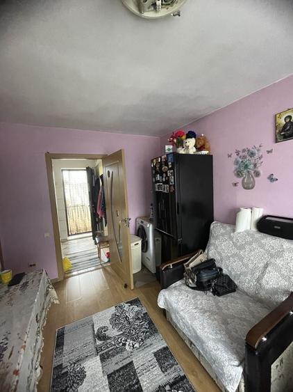 Apartament cu 2 camere semidecomandat în Florilor