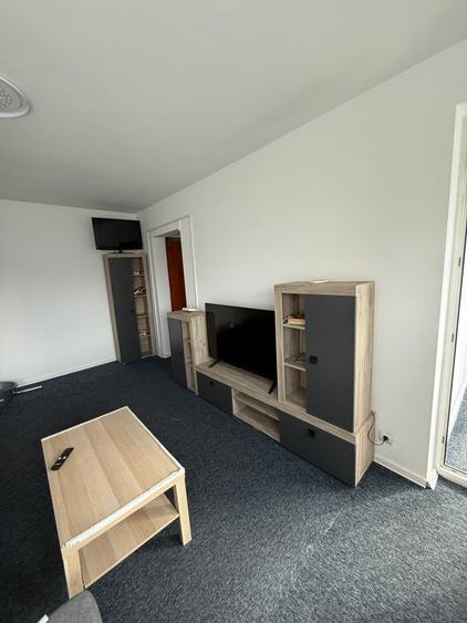 Apartament cu 2 camere semidecomandat în Militari
