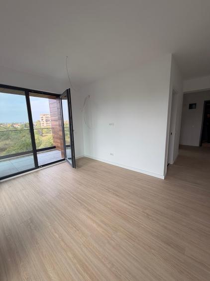 Apartament cu 3 camere decomandat în Voluntari