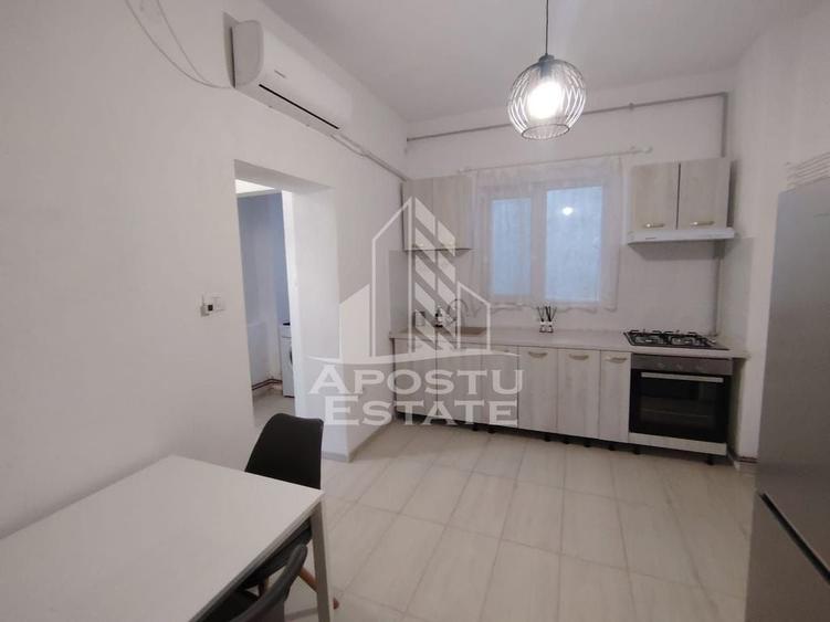 Apartament cu 2 camere semidecomandat în Șagului