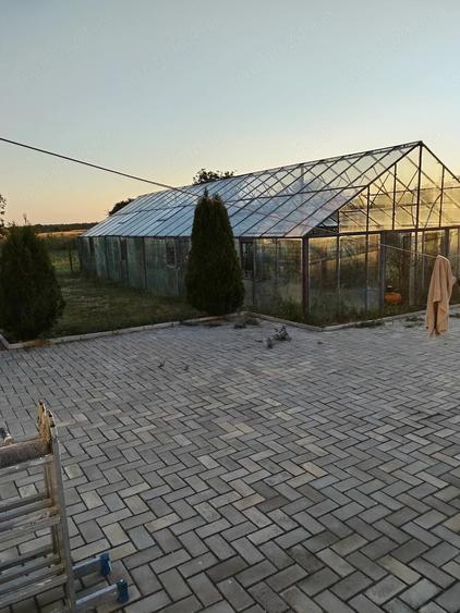 Casă cu Teren 100 Mp în Sihlea