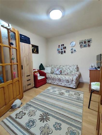Casa 3 camere in zona Lupeni - 4