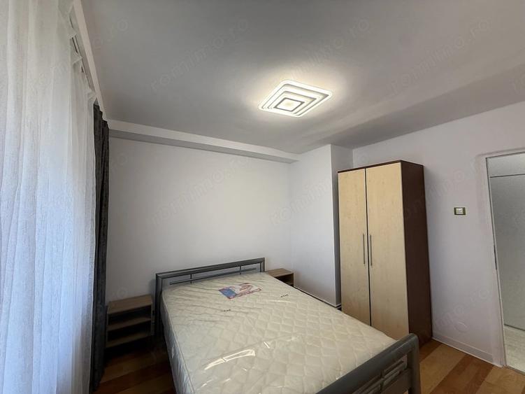 Apartament cu 3 camere decomandat în Aradul Nou