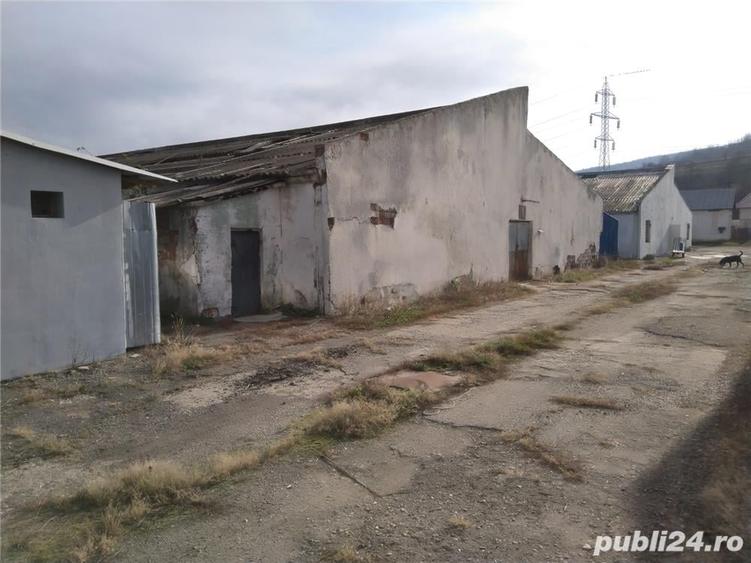 Spațiu comercial, de 1,050 mp, în Central