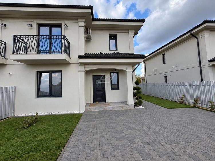 Duplex cu 5 camere cu Canalizare în Moșnița Nouă