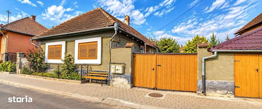 Casă cu 4 camere decomandat cu Teren 700 Mp în Central