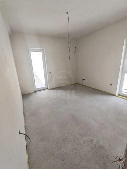 Casă cu 4 camere cu Teren 200 Mp în Florești