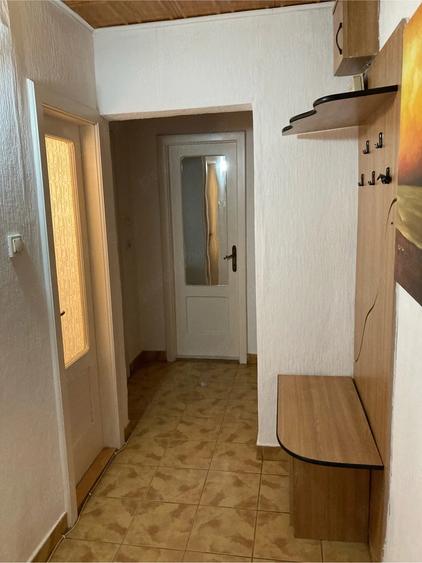 Apartament cu 2 camere decomandat în Steaua
