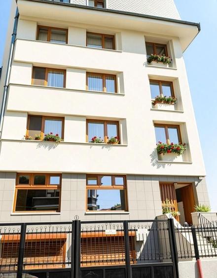 3 camere | Duplex etajele 1+2 | 126 mp utili(175 mp construiți) |Garaj - 5