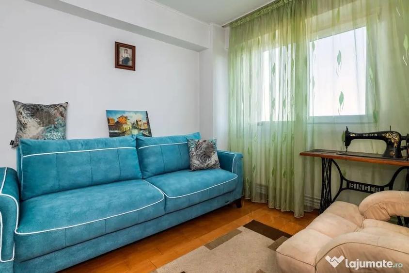 Apartament cu 3 camere decomandat în Ultracentral