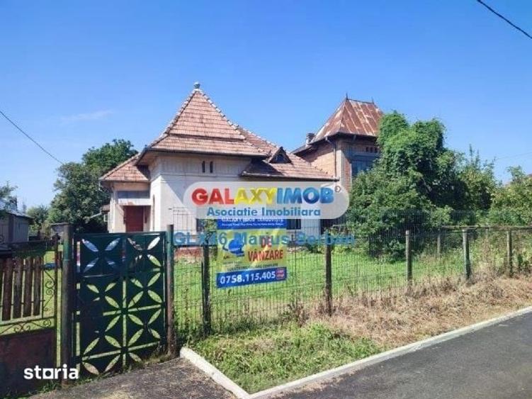 Casă cu 3 camere cu Teren 2354 Mp în Răzvad
