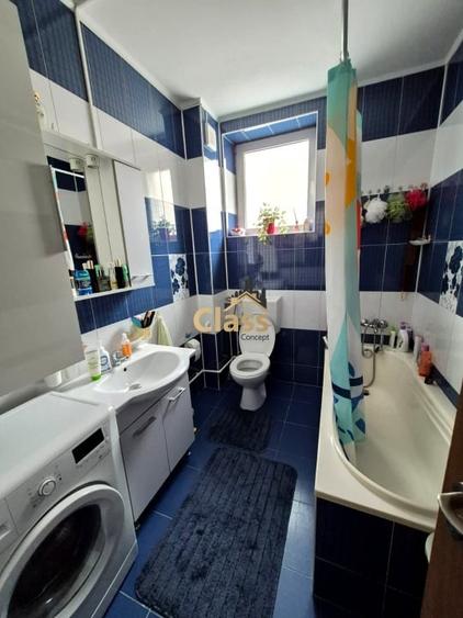 Apartament cu 2 camere semidecomandat, mobilat în Iris