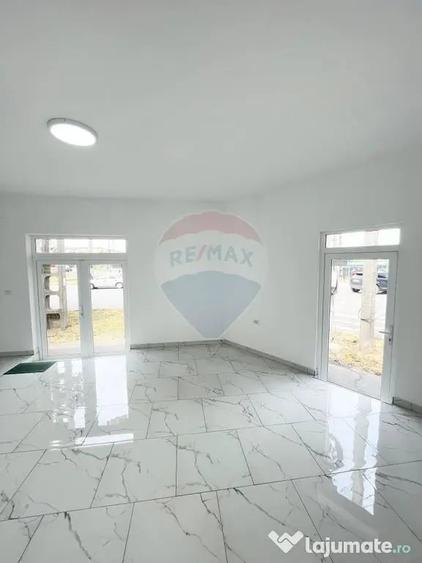 Spațiu comercial, de 50 mp, în Central