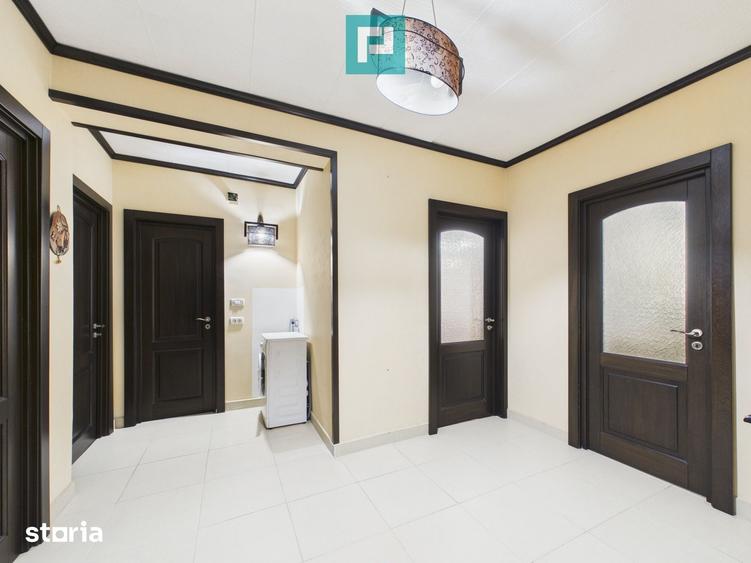 Apartament cu 3 camere decomandat în Ultracentral