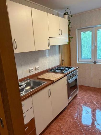 Apartament cu 2 camere decomandat, mobilat în Aviației