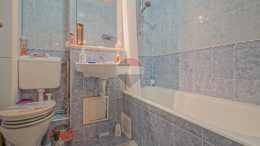 Apartament cu 2 camere decomandat în Răcădău