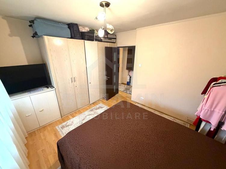 Apartament cu 2 camere decomandat în 1 Mai
