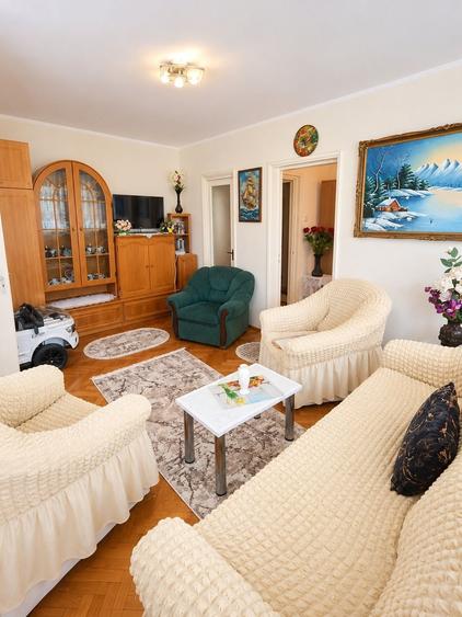 Apartament cu 2 camere semidecomandat în Țiglina 1