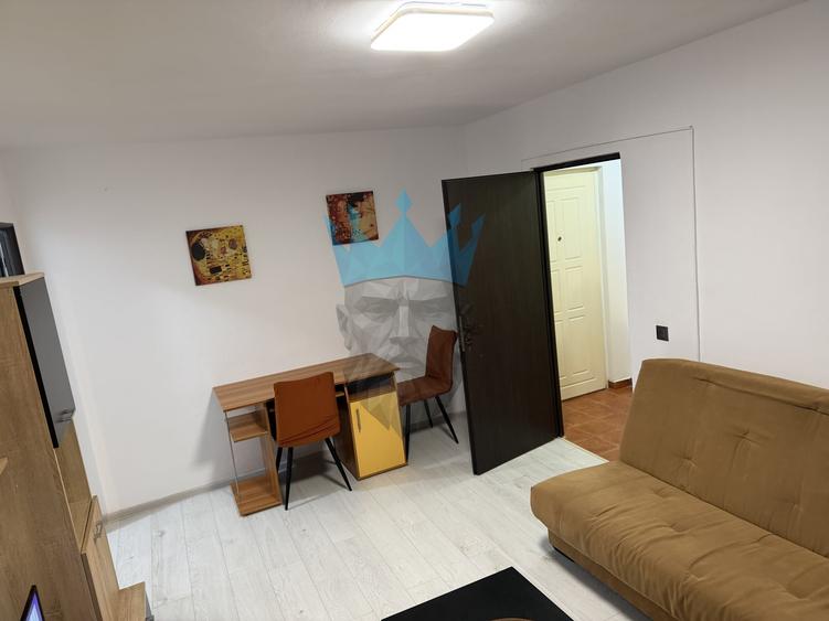 Apartament cu 2 camere semidecomandat, mobilat în Iancului