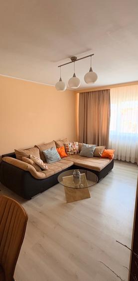 Apartament cu 2 camere decomandat în Ștrand