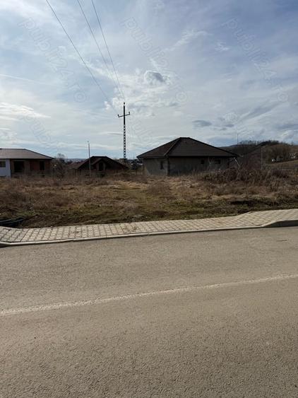 Teren de 448 mp, în Central