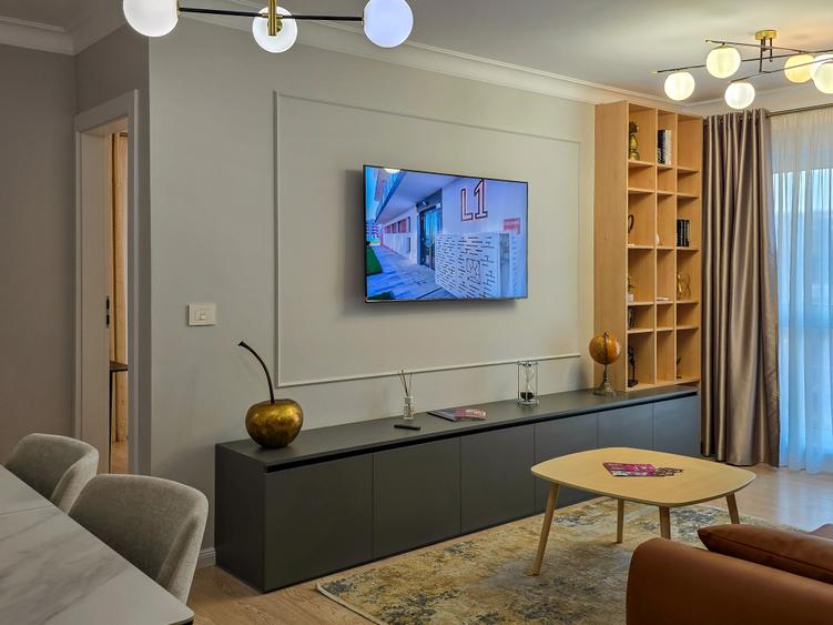 Apartament cu 3 camere decomandat în Galata