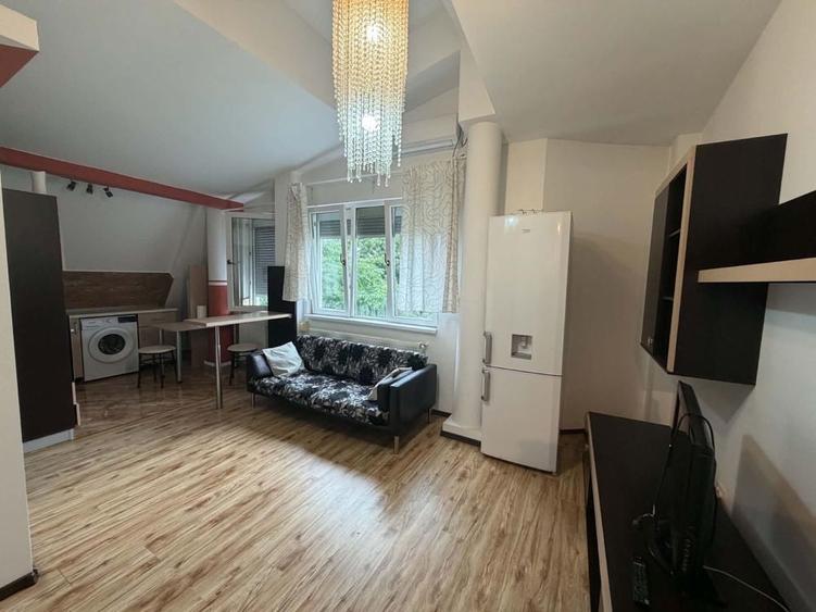 Inchiriez apartament 2 camere - 1