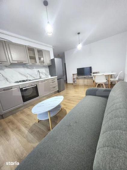 Apartament cu 3 camere semidecomandat în Între Lacuri