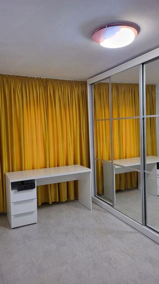 Apartament cu 3 camere decomandat în Mangalia