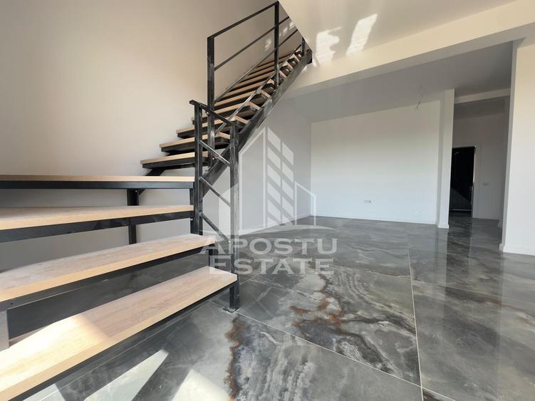 Apartament cu 3 camere semidecomandat în Giroc — fotografia 1