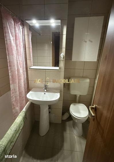 Apartament cu 4 camere, mobilat în Vatra Luminoasă