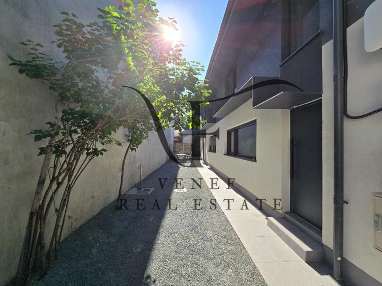 Duplex cu 6 camere cu Teren 200 Mp în Ștefan cel Mare
