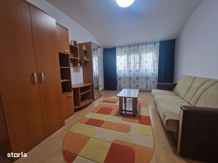 Apartament cu 2 camere decomandat în Sud