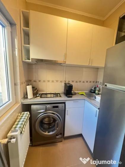 Apartament cu 2 camere semidecomandat în Tomis Mall