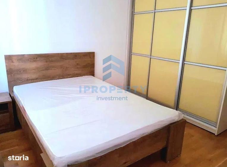 Apartament cu 3 camere, mobilat în Tei