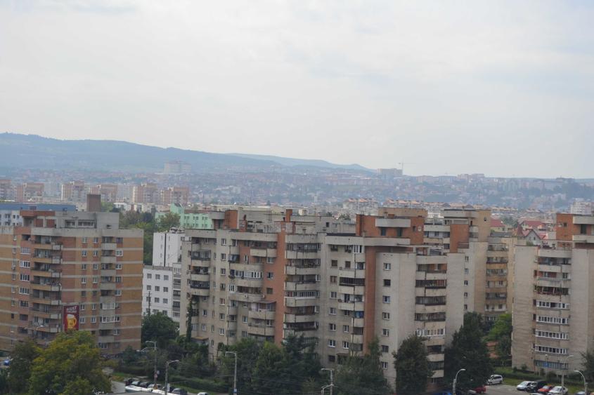 Apartament cu 2 camere decomandat în Mărăști