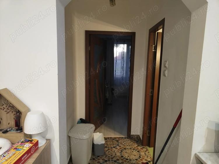 Apartament cu 3 camere decomandat în Vest