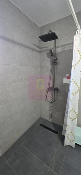 Casă cu 4 camere cu Teren 497 Mp în Central