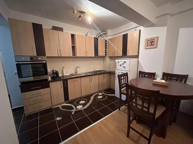 Apartament cu 2 camere semidecomandat în George Enescu