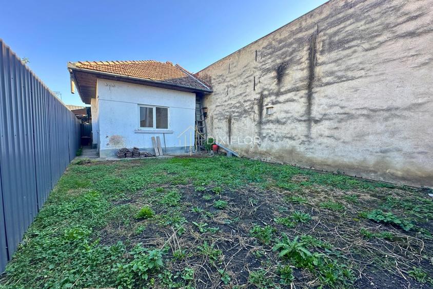 Casă individuală cu 2 camere cu Canalizare în 7 Noiembrie
