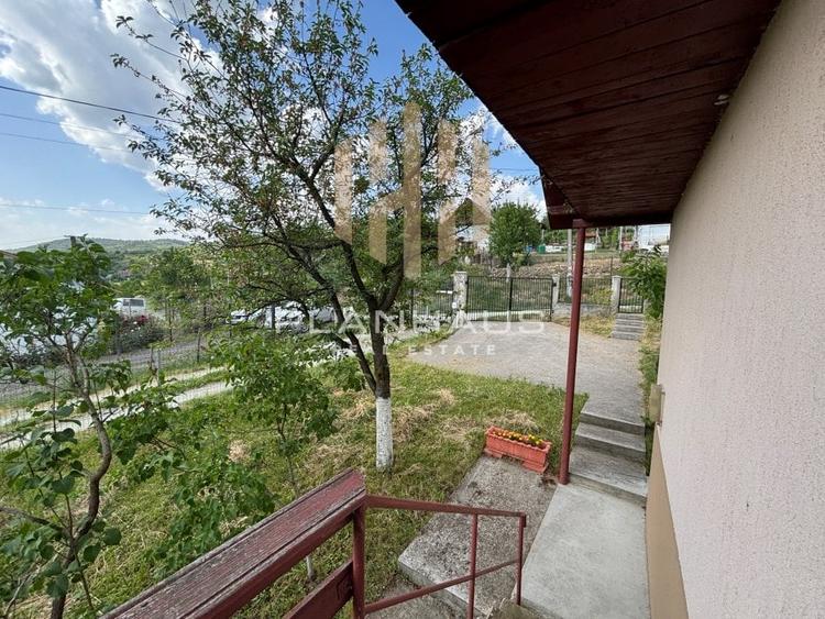 Casă cu 3 camere cu Teren 1100 Mp în Cicârlău