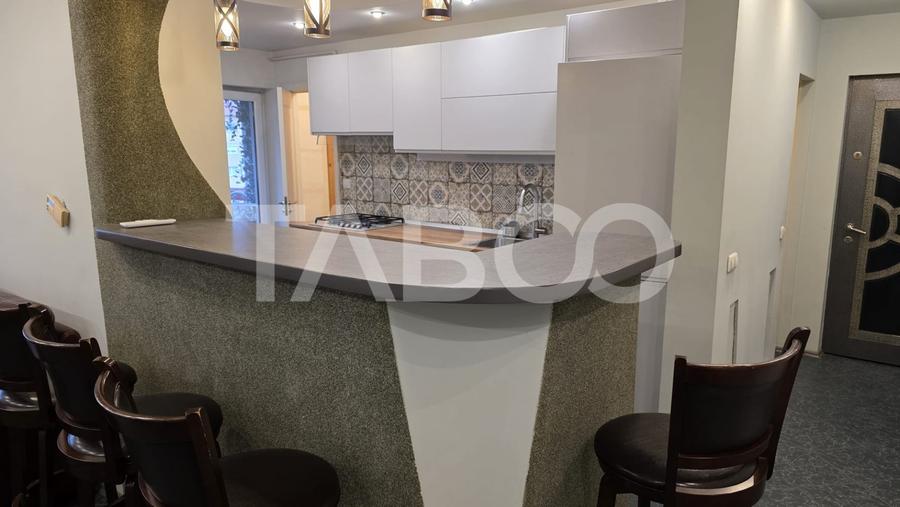 Apartament cu 4 camere decomandat, mobilat în Sebeș