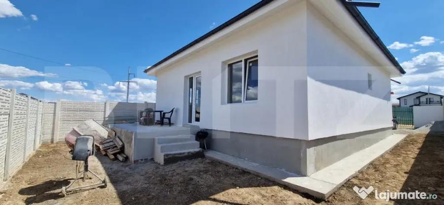 Casa 76 mp, teren 276 mp, zona Selgros - 2