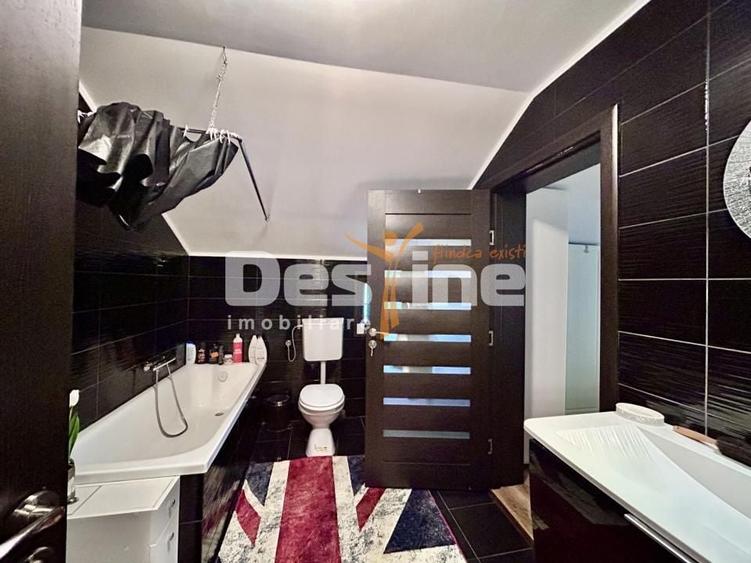 Casă individuală cu 5 camere cu Canalizare în Central