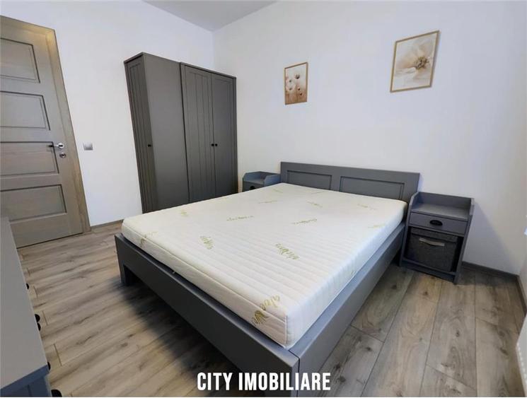 Apartament cu 2 camere semidecomandat, mobilat în Borhanci