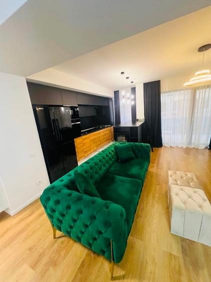 Apartament cu 2 camere decomandat, mobilat în Central
