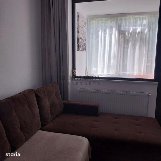 Apartament cu 3 camere în Tineretului